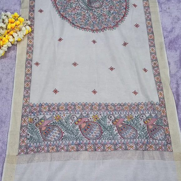 Madhubani dupatta hand-painted work on tussar silk - Picture 4 of 7